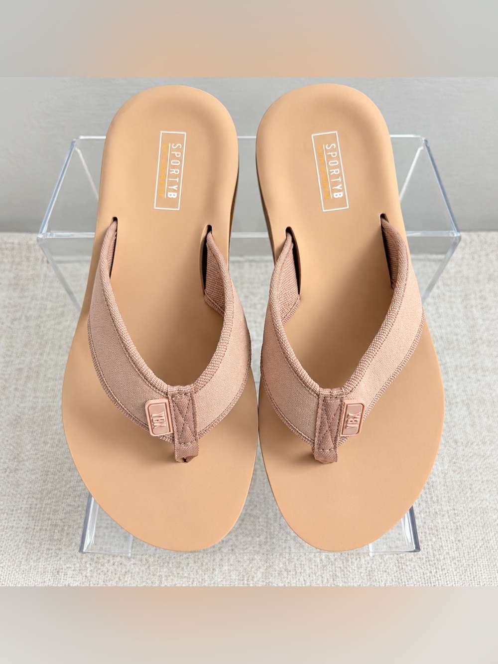 Sporty Yellowbox Rina Flip Flop Size 7.5/8